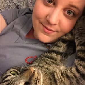 Meet your Posher, Brittni